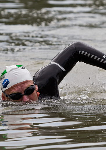 Der schwimmende Professor